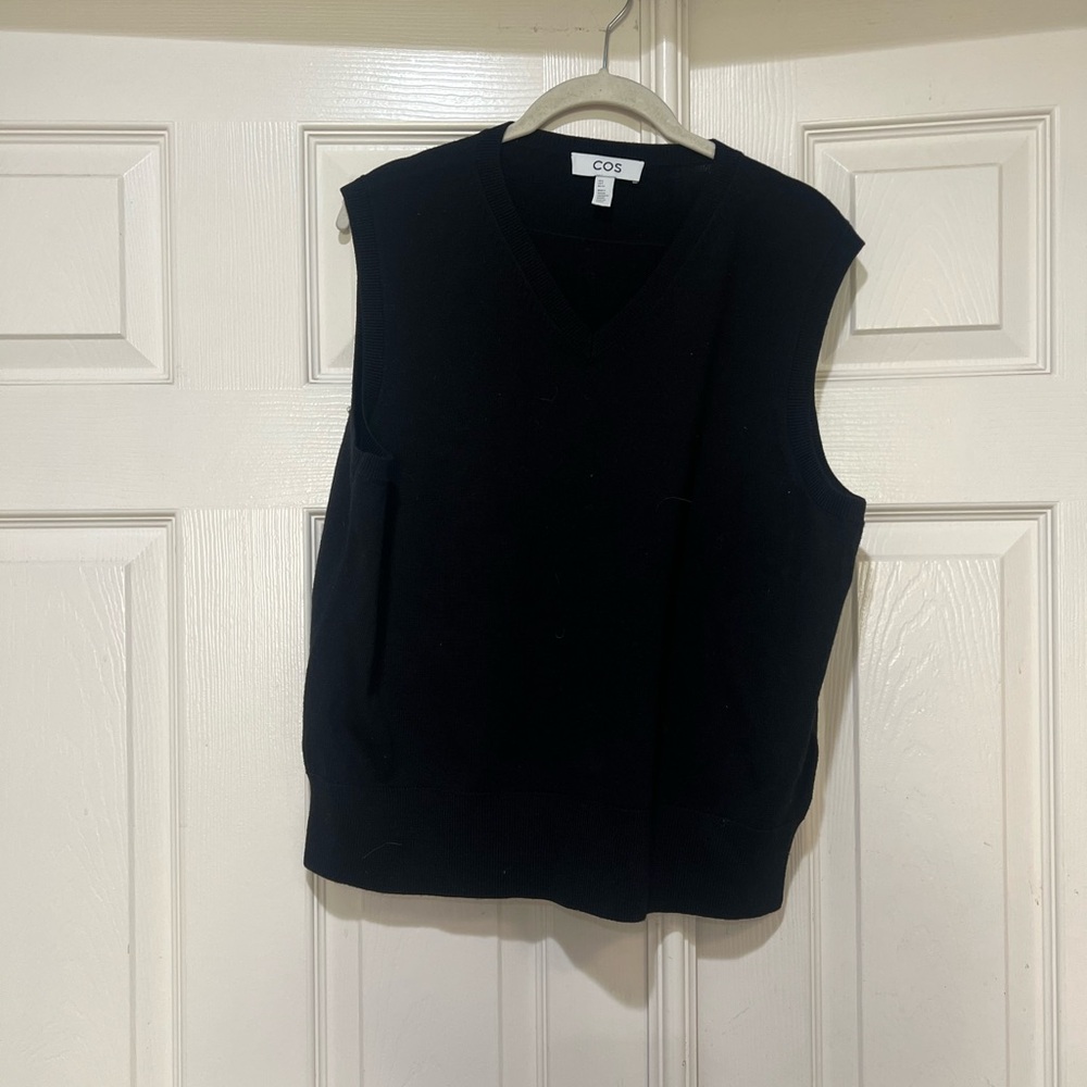 COS Black Sleeveless Wool V-Neck Vest‎ sweater academia minimalist women small